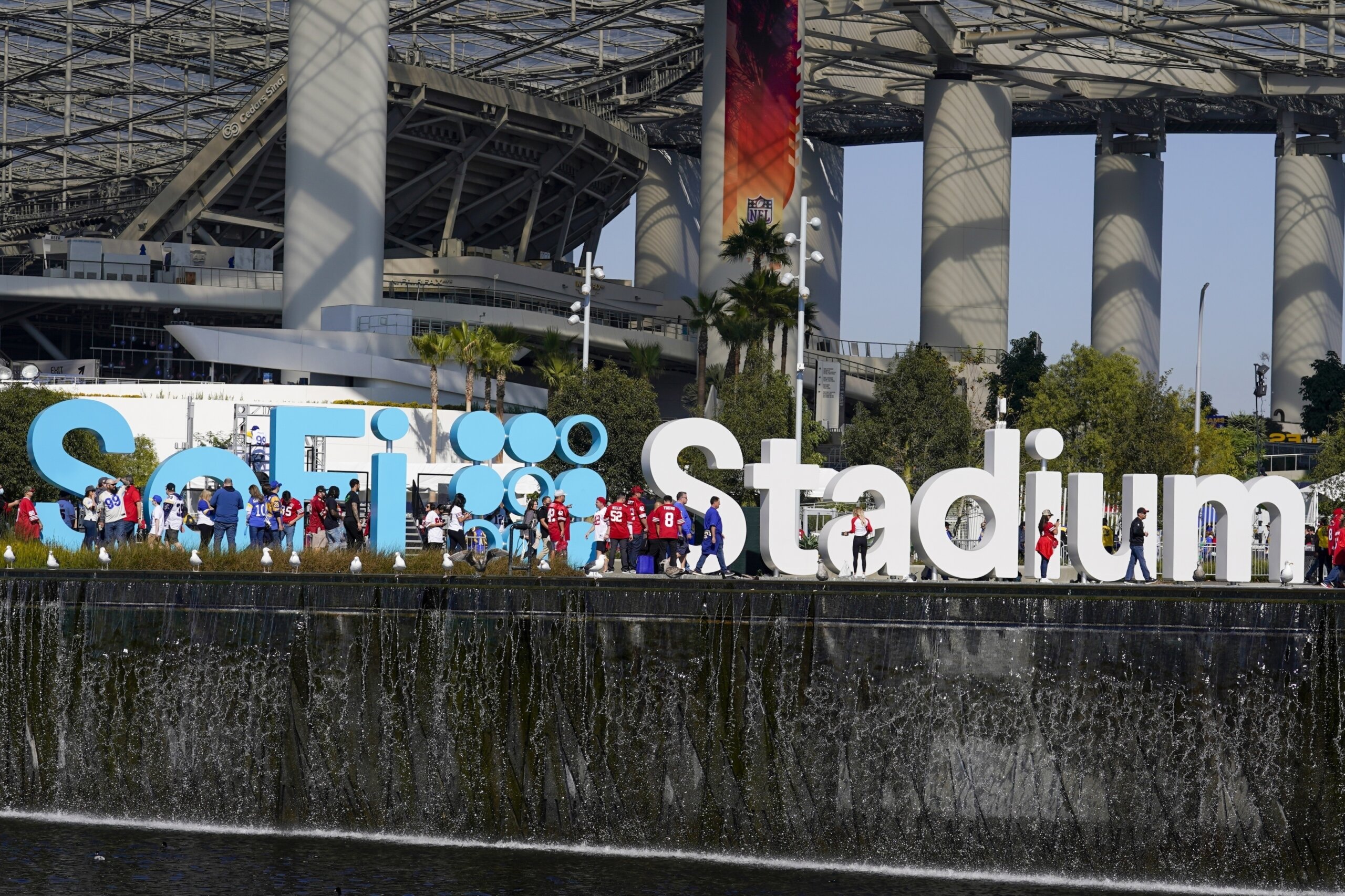 49ers fans flood Rams' SoFi Stadium for NFC championship game