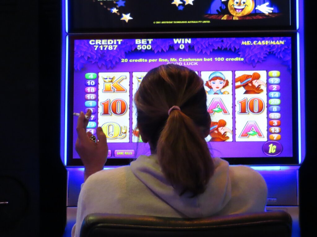 Report: Atlantic City casino smoking ban may cost 2,500 jobs