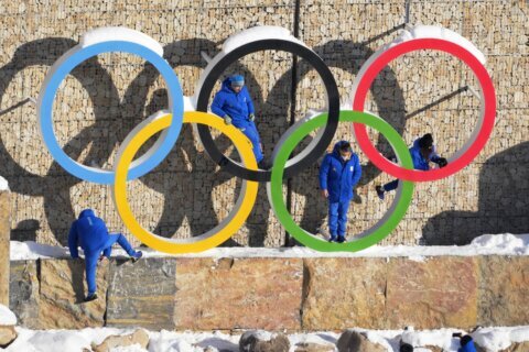 Olympics Live: China pair breaks figure skating world record