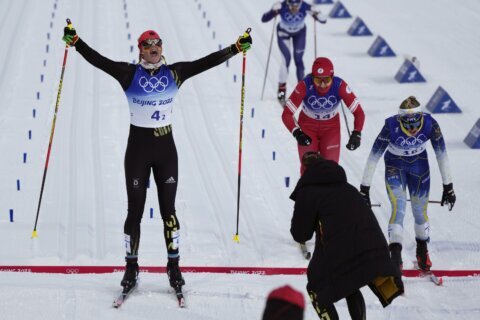 Norwegian men, German women win Olympic gold in team sprint