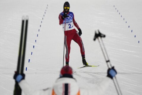 Riiber-less Norway wins gold in Nordic combined team event