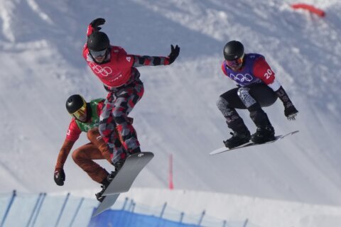 Haemmerle earns gold in close Olympic snowboardcross finish