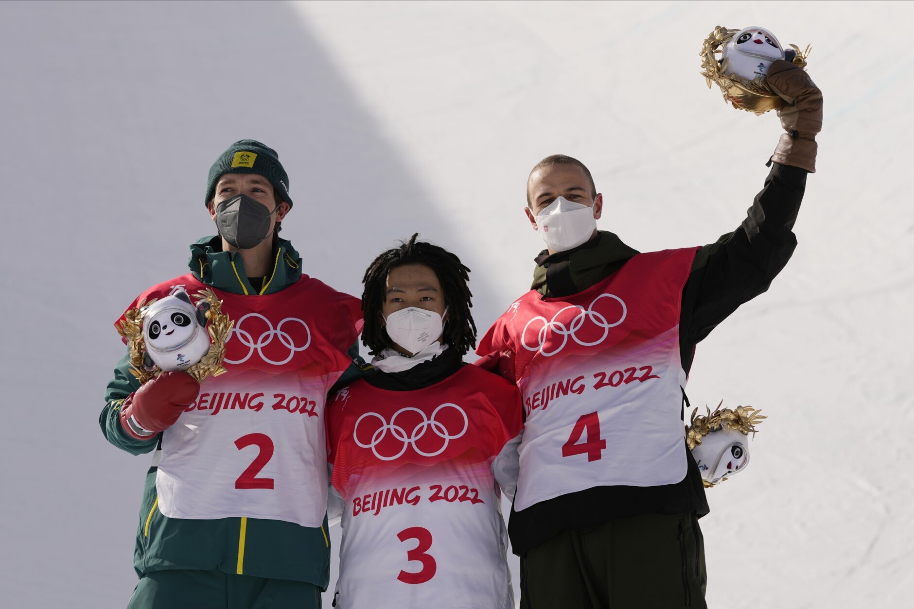 White wins halfpipe gold with epic final run