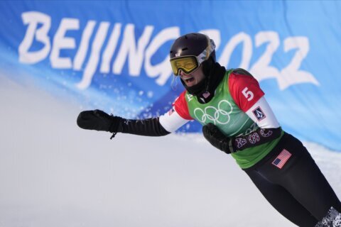 WHAT TO WATCH: Mixed team snowboardcross, US-Canada hockey