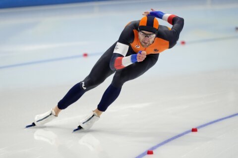 Krol wins 1,000, giving Dutch 3rd straight Olympic title