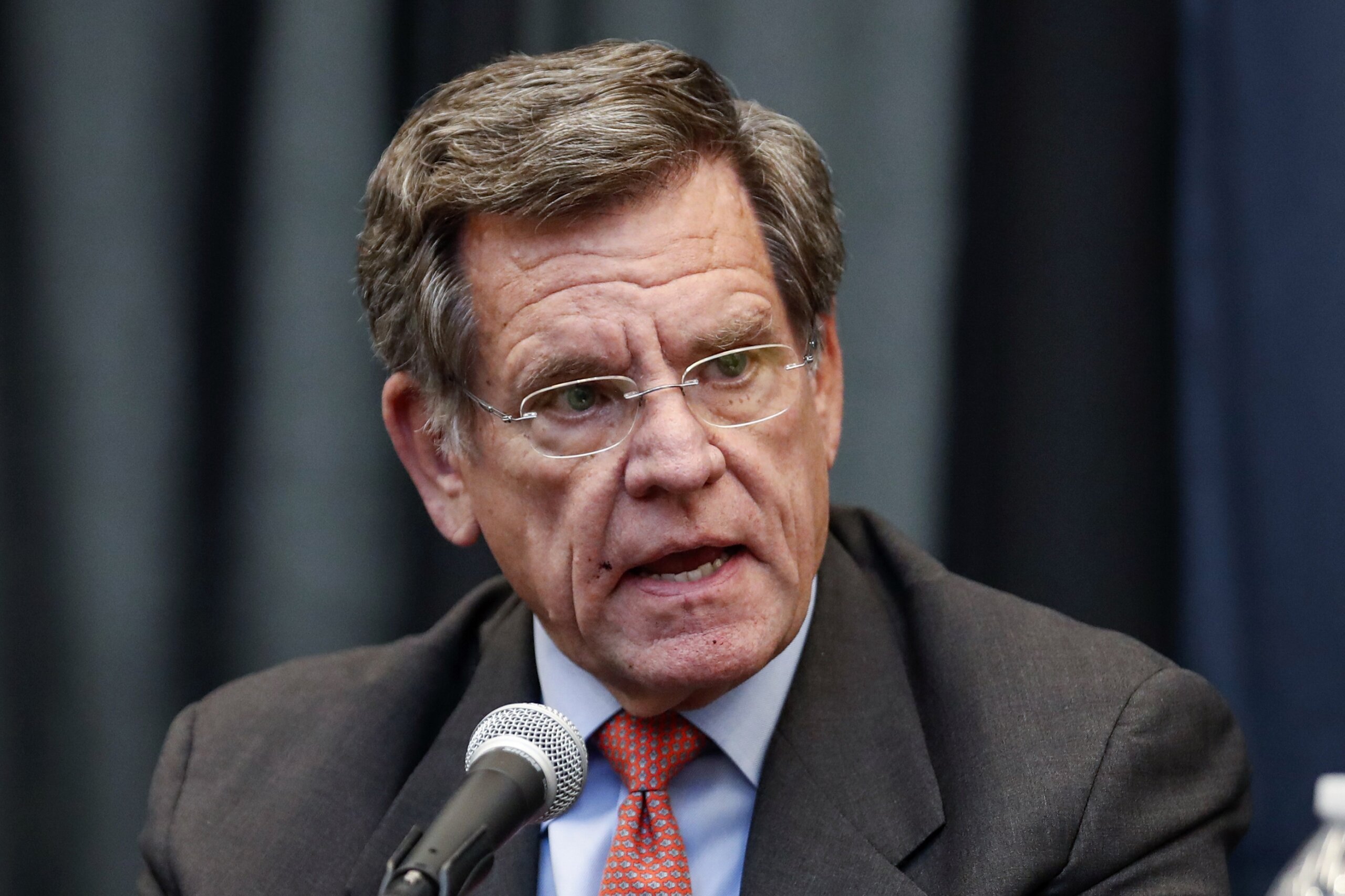 Chicago Blackhawks Owner Rocky Wirtz Passes Away at 70 - The