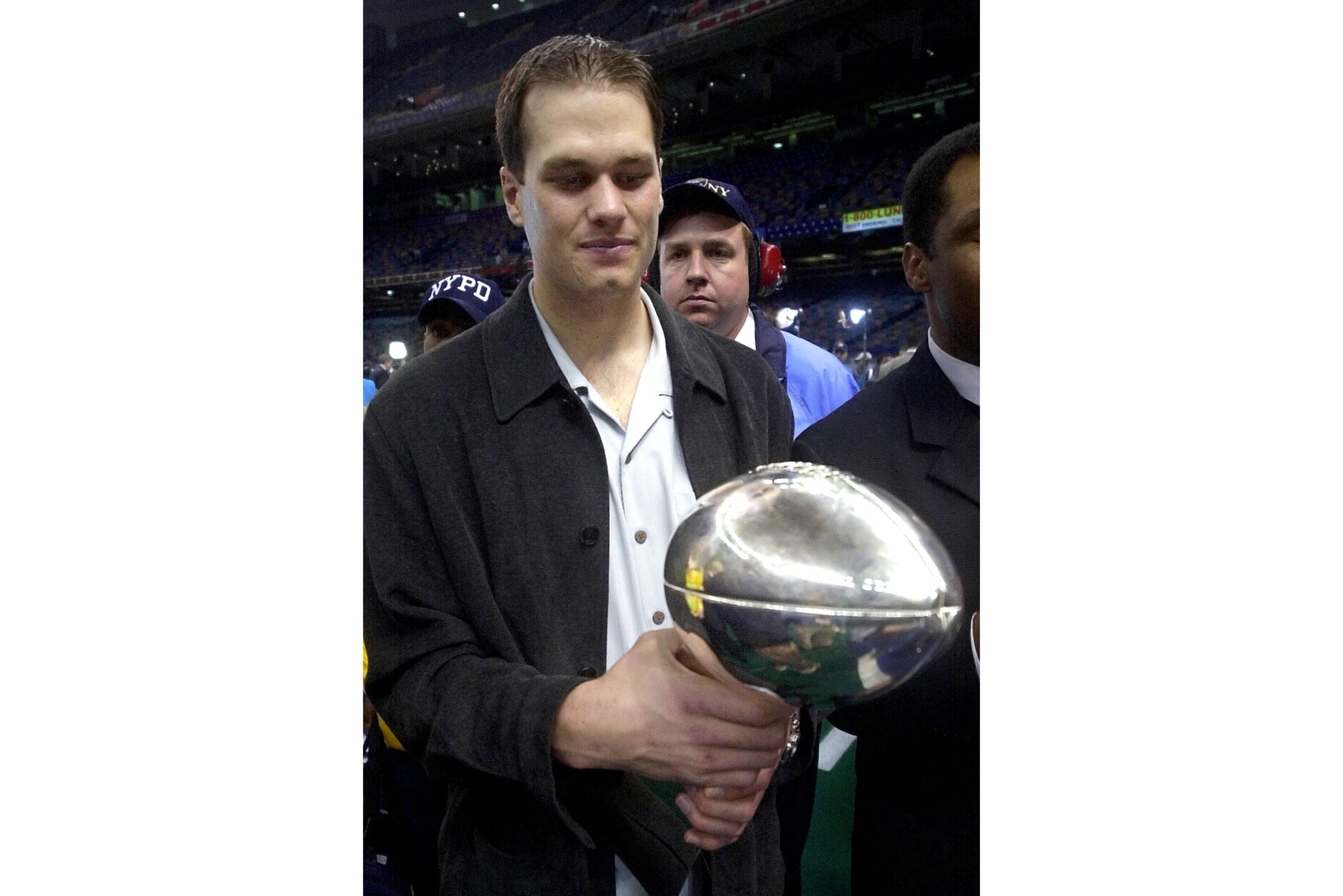 Tom Brady has retired after 22 seasons, 7 Super Bowl titles - WISH