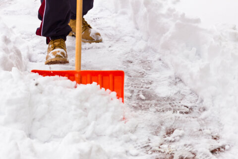 Montgomery Co. lawmakers unanimous on the Shovel Our Sidewalks Act