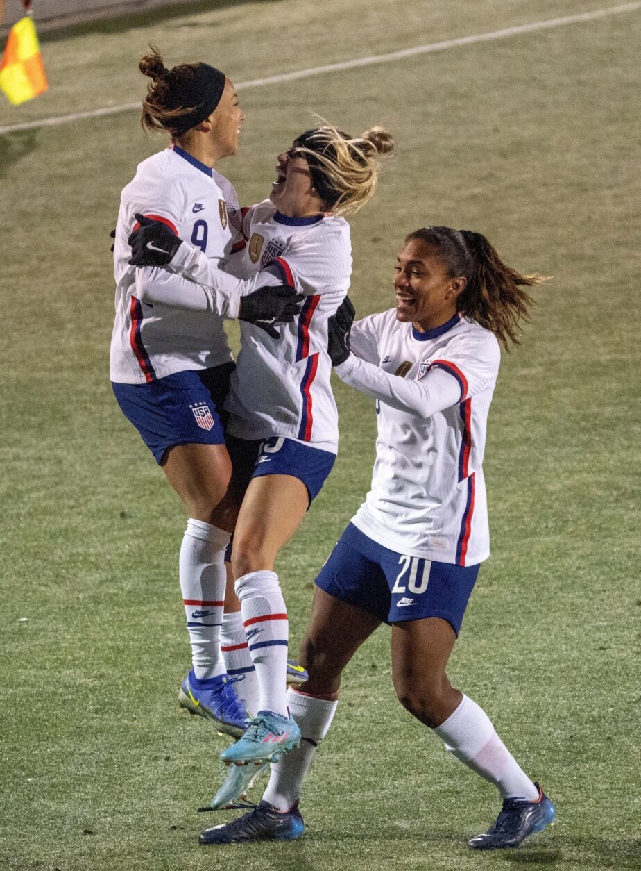 Us Women Win Shebelieves Cup Title Beating Iceland 5 0 Wtop News 