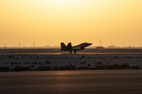 US F-22 fighter jets arrive in UAE after Houthi attacks