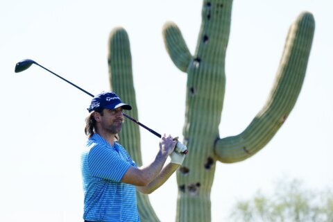 Top-ranked Rahm looking to win at home in WM Phoenix Open