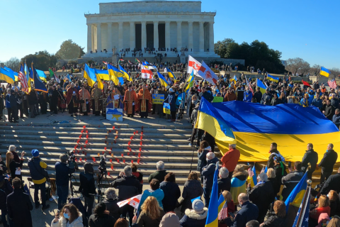 At Lincoln Memorial rally, Ukrainians mark the lost while fearing new Russian attack