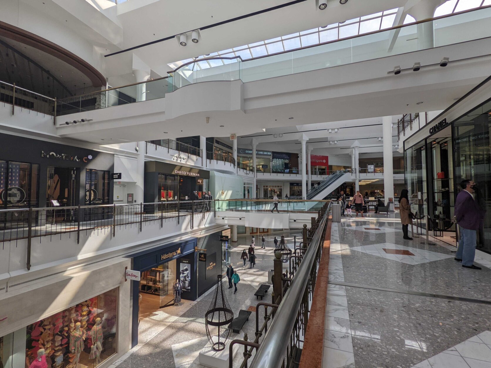 Tysons Galleria enjoying its best year ever as other malls die
