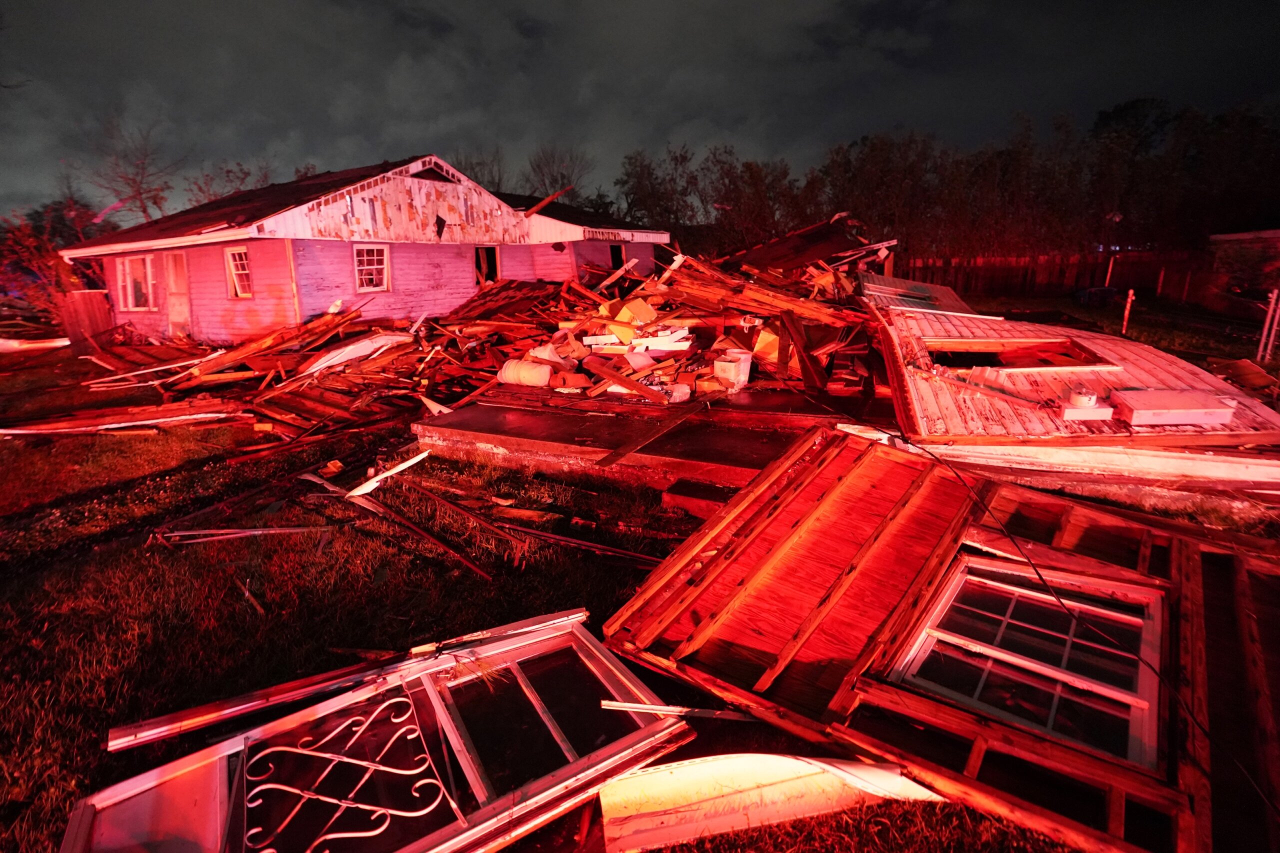 Girl on breathing machine saved after tornado moved her home - WTOP News