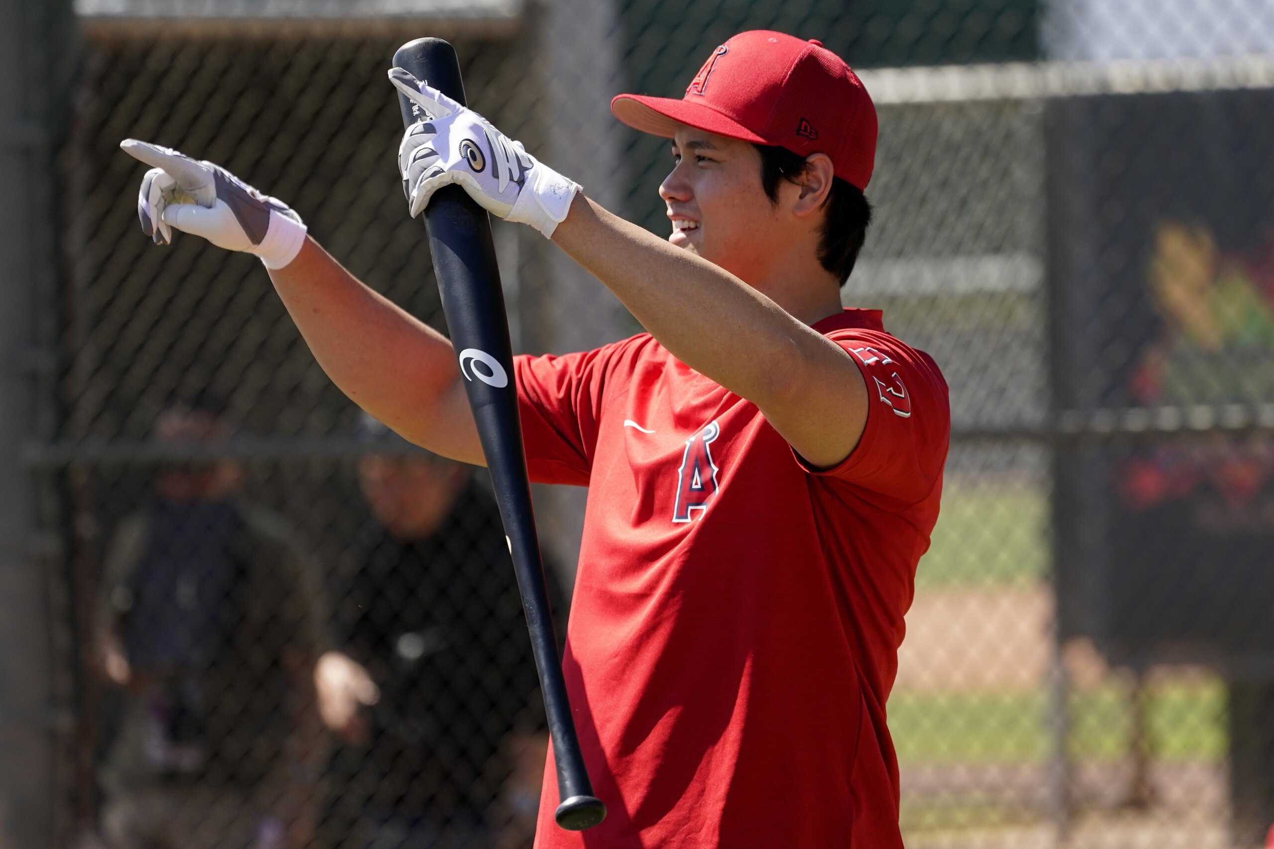 Angels agree to one-year, $30M contract with Shohei Ohtani for