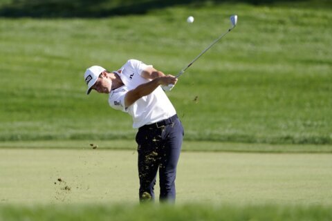 Hovland with 2-shot lead at Bay Hill as McIlroy falters late