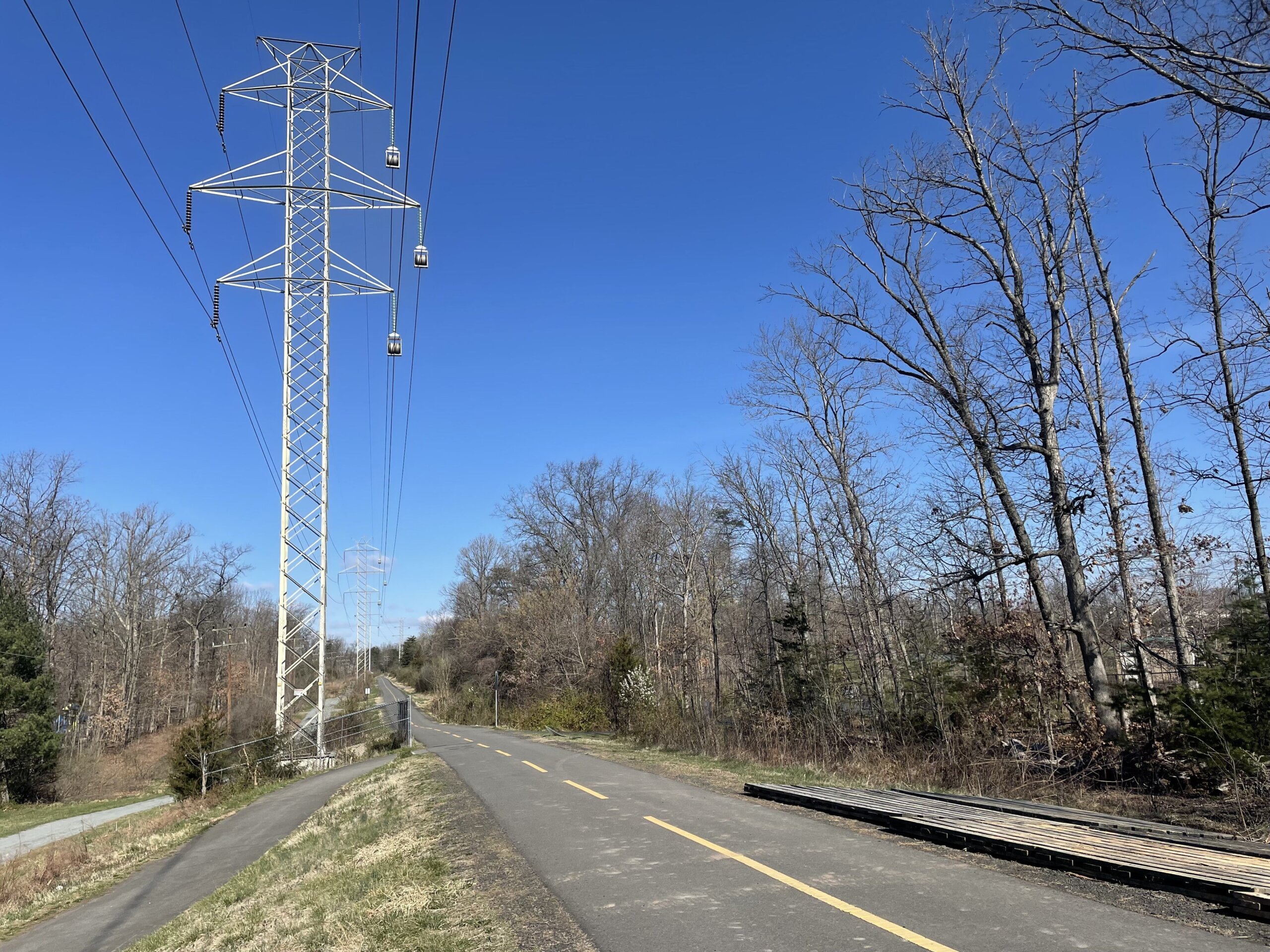 W&OD Trail detour in Ashburn nears for power line replacement - WTOP News