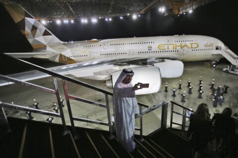 Abu Dhabi’s Etihad carrier posts $476M loss amid pandemic