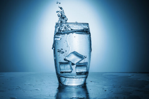 H2O 101: Parsing fact, fiction and confusion when it comes to being well hydrated