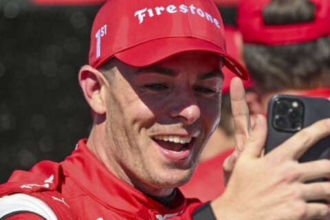 Scott McLaughlin looks to open first IndyCar winning streak