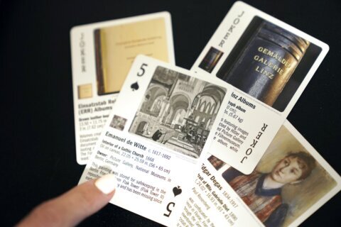 Monuments Men group bets on playing cards to find lost art
