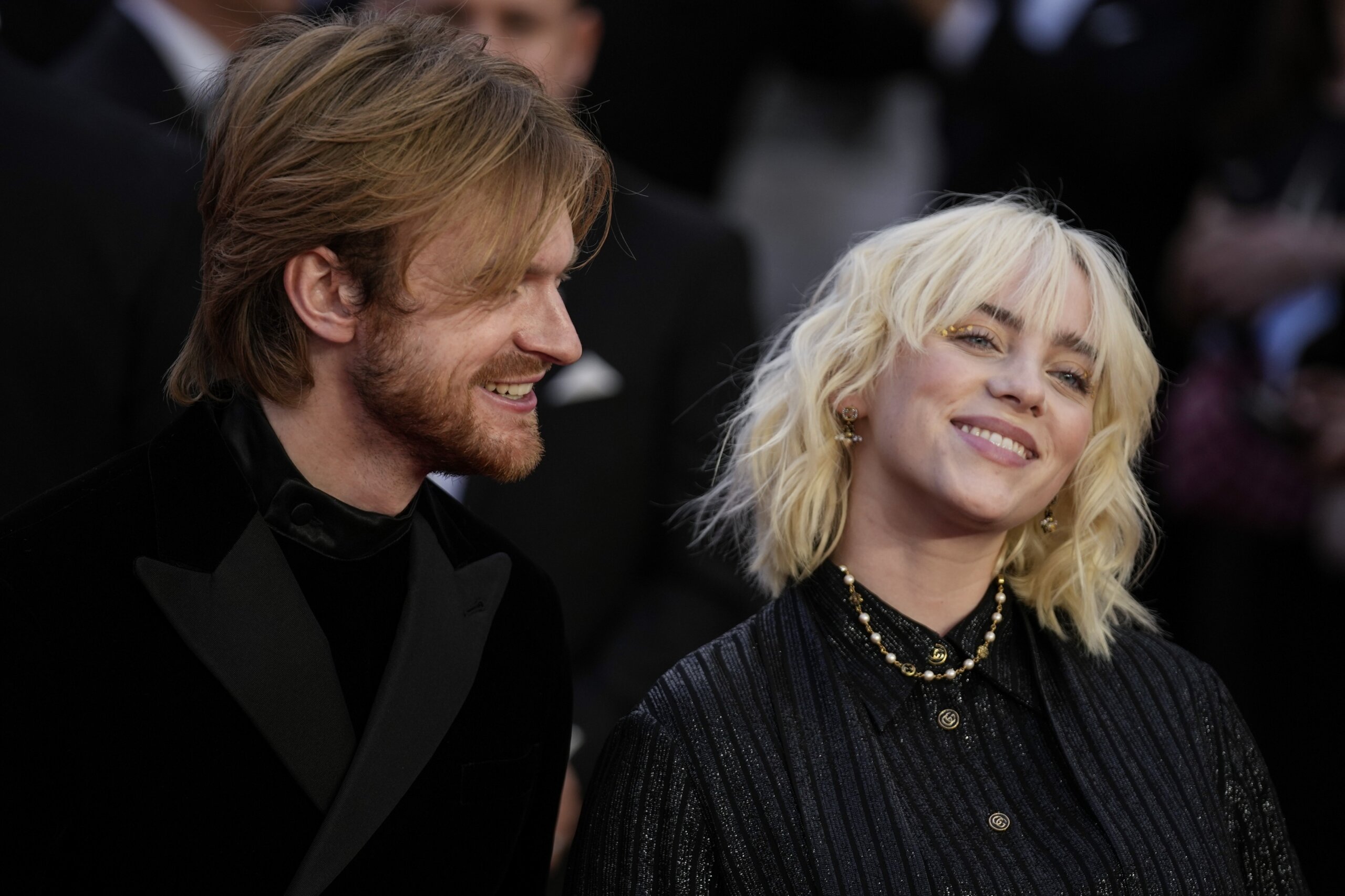 Billie Eilish and Finneas bond and win Oscar for best song WTOP News