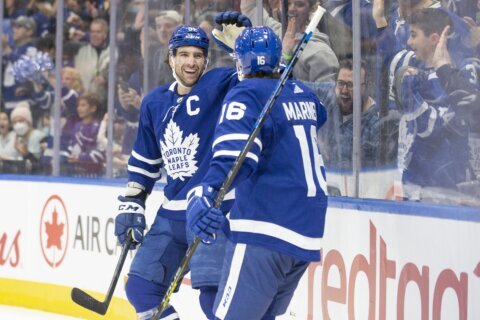 Tavares powers Maple Leafs past Panthers 5-2
