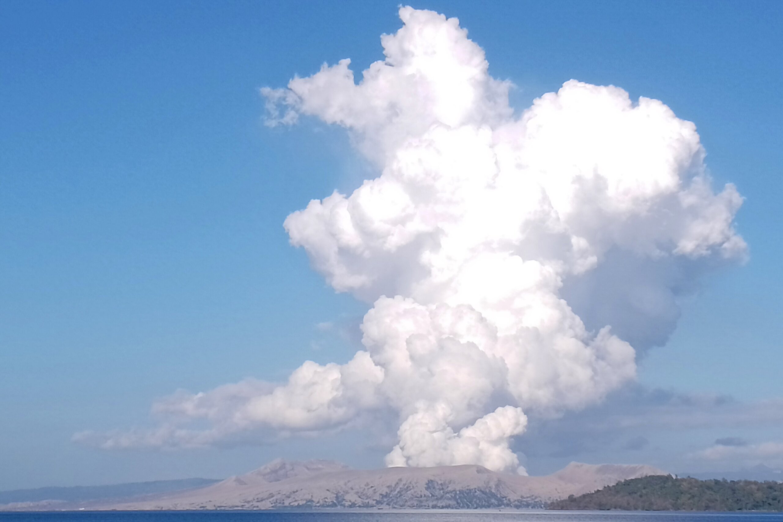 Philippine Volcano Spews Ash And Steam Evacuation Underway Wtop News 9813