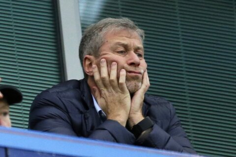 EPL bans Abramovich running Chelsea, hastening need for sale