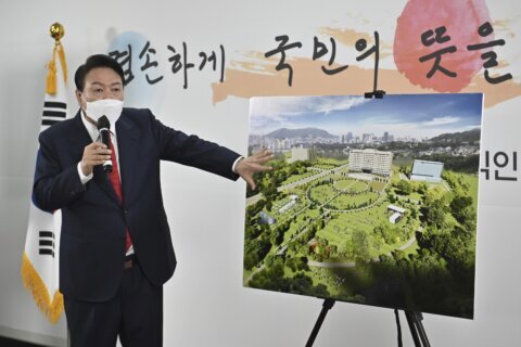 S. Korea’s Yoon faces obstacles in plan to ditch Blue House