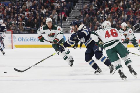 Chinakhov lifts Blue Jackets to 3-2 win over Wild in SO