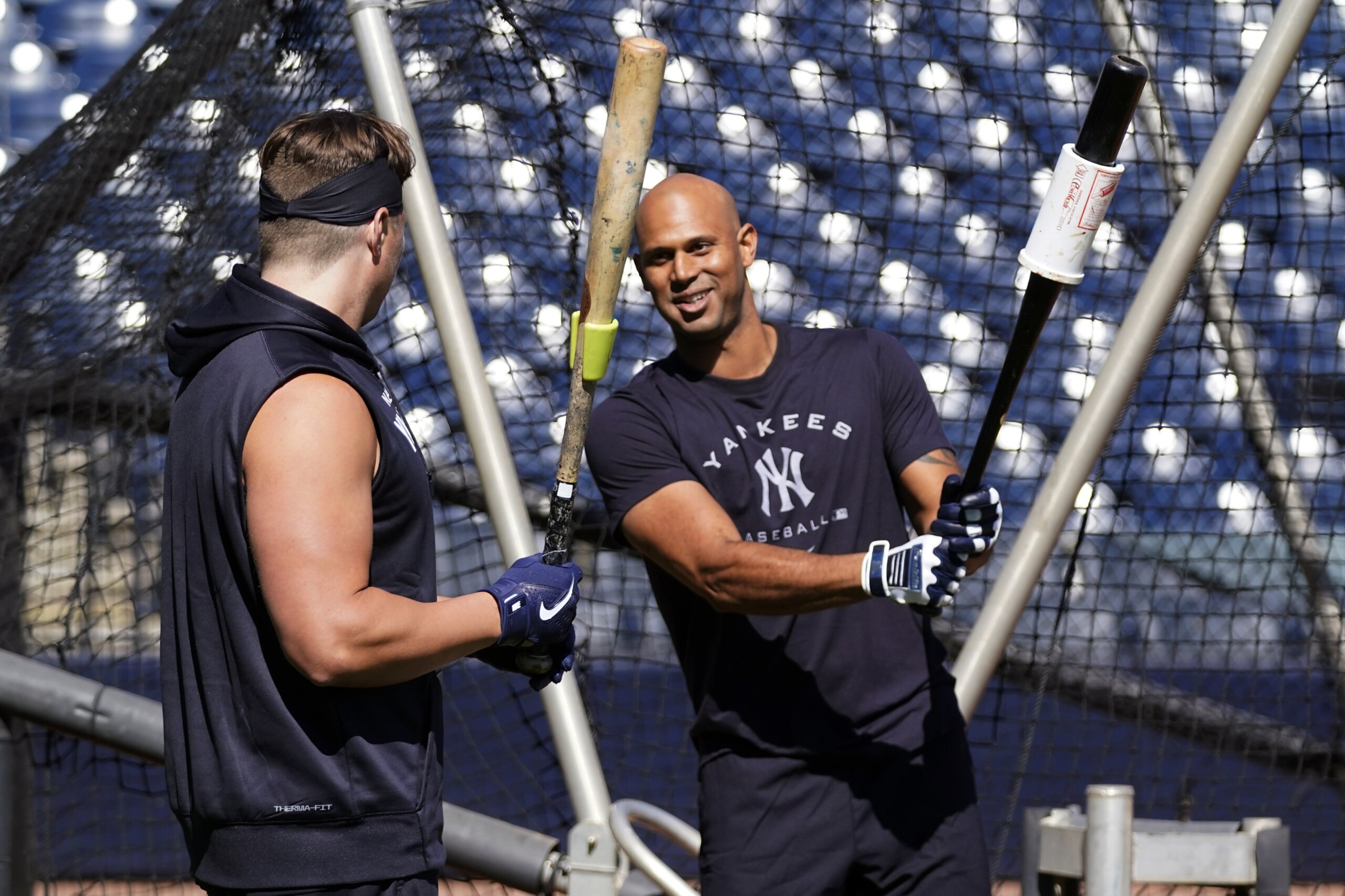 Padres acquire 1B Luke Voit from Yankees