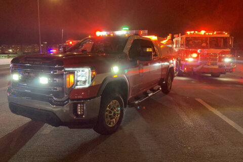 Fiery crash on Southeast Freeway kills 2, hospitalizes 1