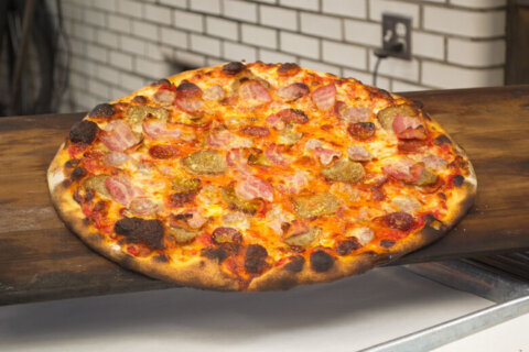 Coal oven lit, Frank Pepe Pizzeria Napoletana primes for its Bethesda opening