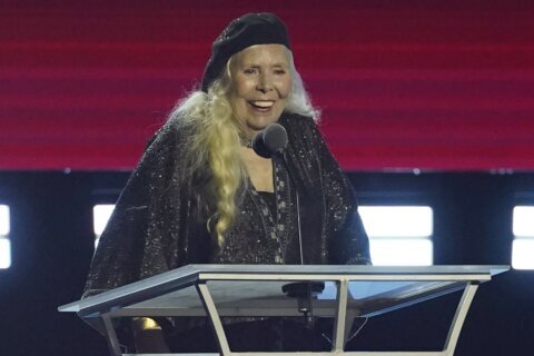 Generations sing to Joni Mitchell in pre-Grammys tribute