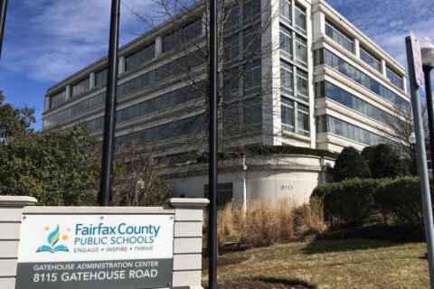 Security push: Fairfax Co. school board calls for vestibule in every school
