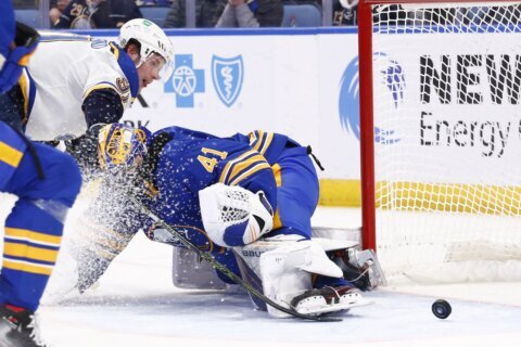 Tarasenko’s 5-point outing fuels Blues’ 6-2 win over Sabres