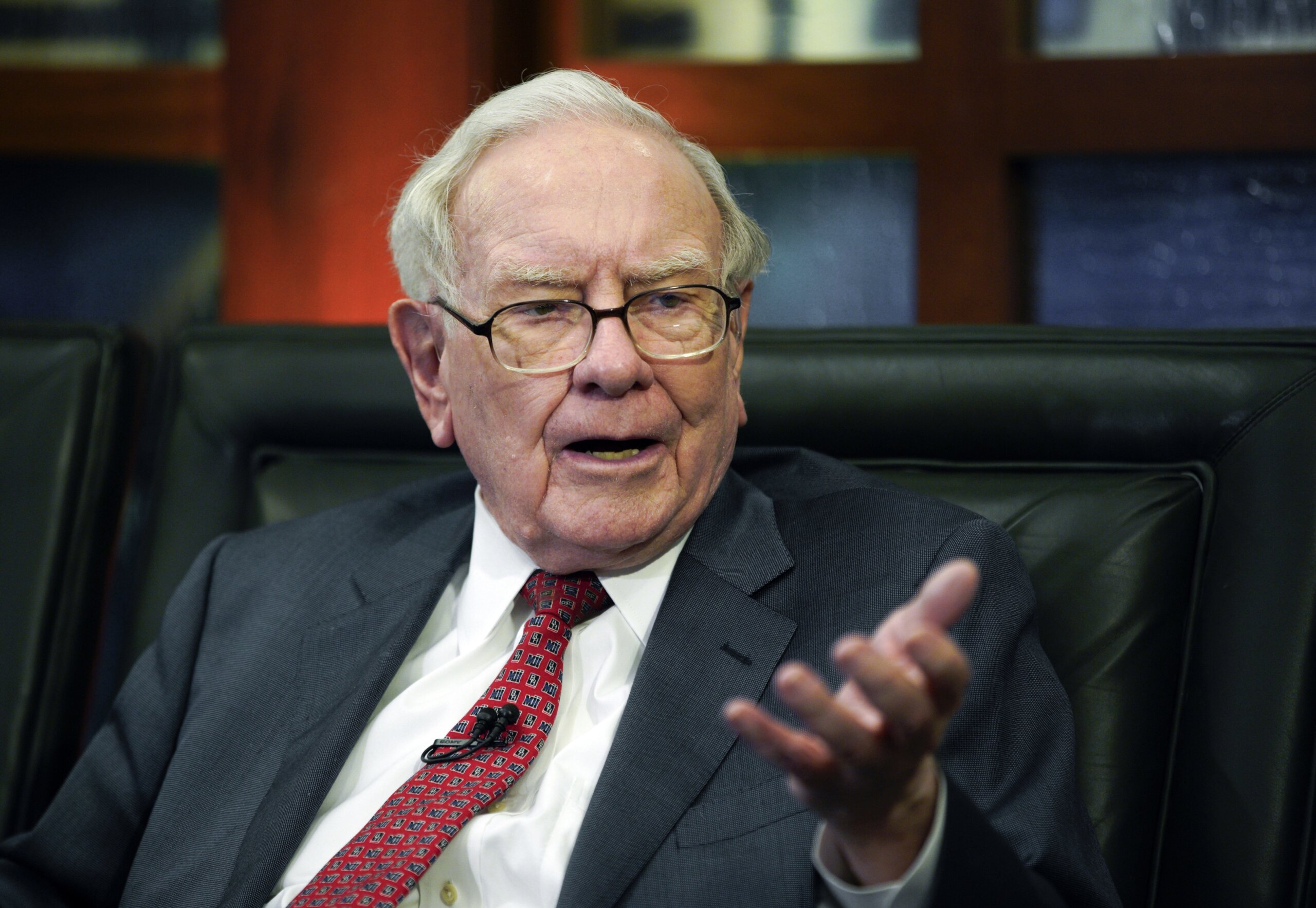 buffett-to-auction-off-one-last-private-lunch-for-charity-wtop-news