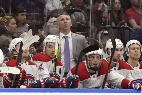 Suzuki scores in SO, Canadiens beat Lightning 5-4