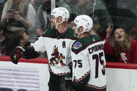Last-place Coyotes snap Wild’s streak with 5-3 win