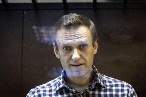 Russia's Navalny accuses Le Pen of Kremlin ties before vote