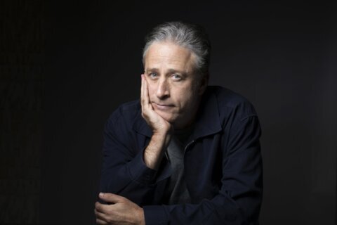 Jon Stewart to receive Mark Twain Prize for American humor