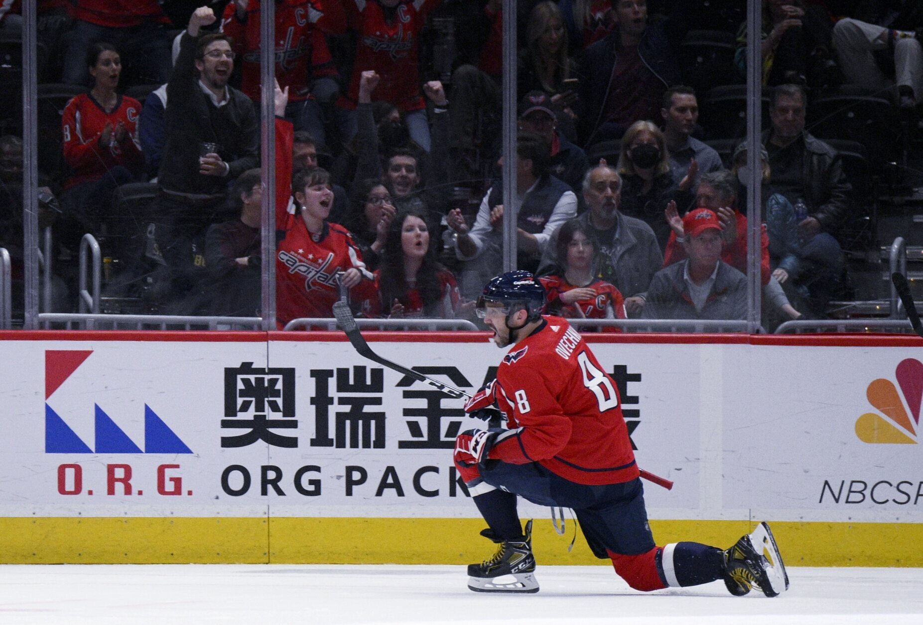 Ovechkin resumes his NHL goals record pursuit as the Capitals open the  season under a new coach, Hockey
