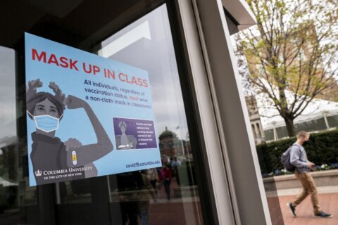 Mask mandates return to US college campuses as cases rise