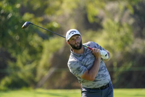 Rahm grabs 2-shot lead going into weekend at Mexico Open
