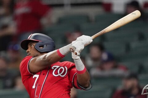 Franco has 4 hits, drives in 5 as Nats trounce Braves 11-2