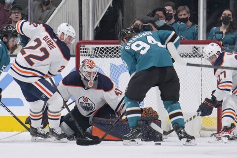 McDavid’s OT goal leads Oilers past Sharks 2-1