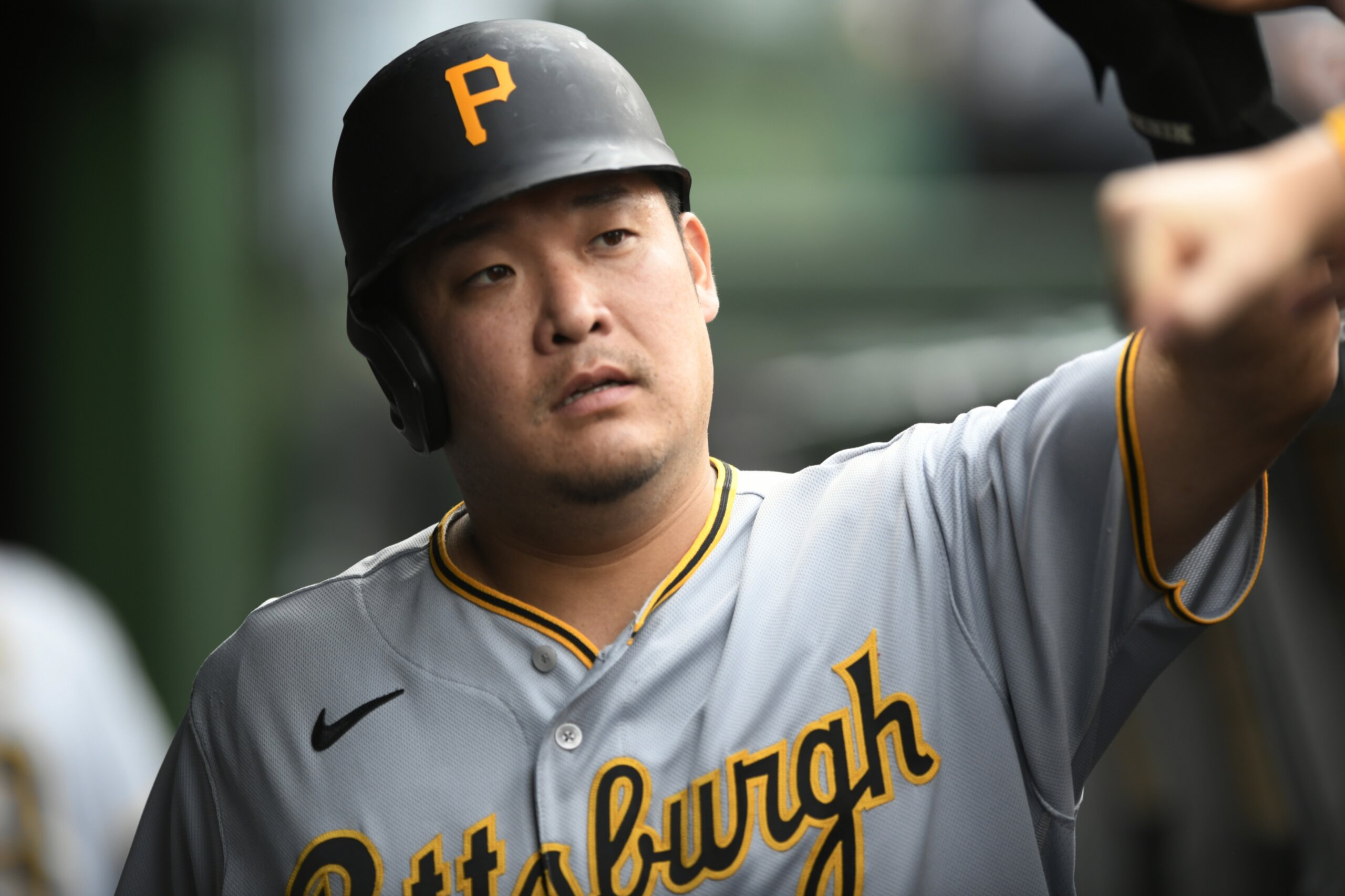 Yoshi Tsutsugo Walks it Off For Pirates in 4-3 Win Over Cardinals -  Pittsburgh Baseball Now