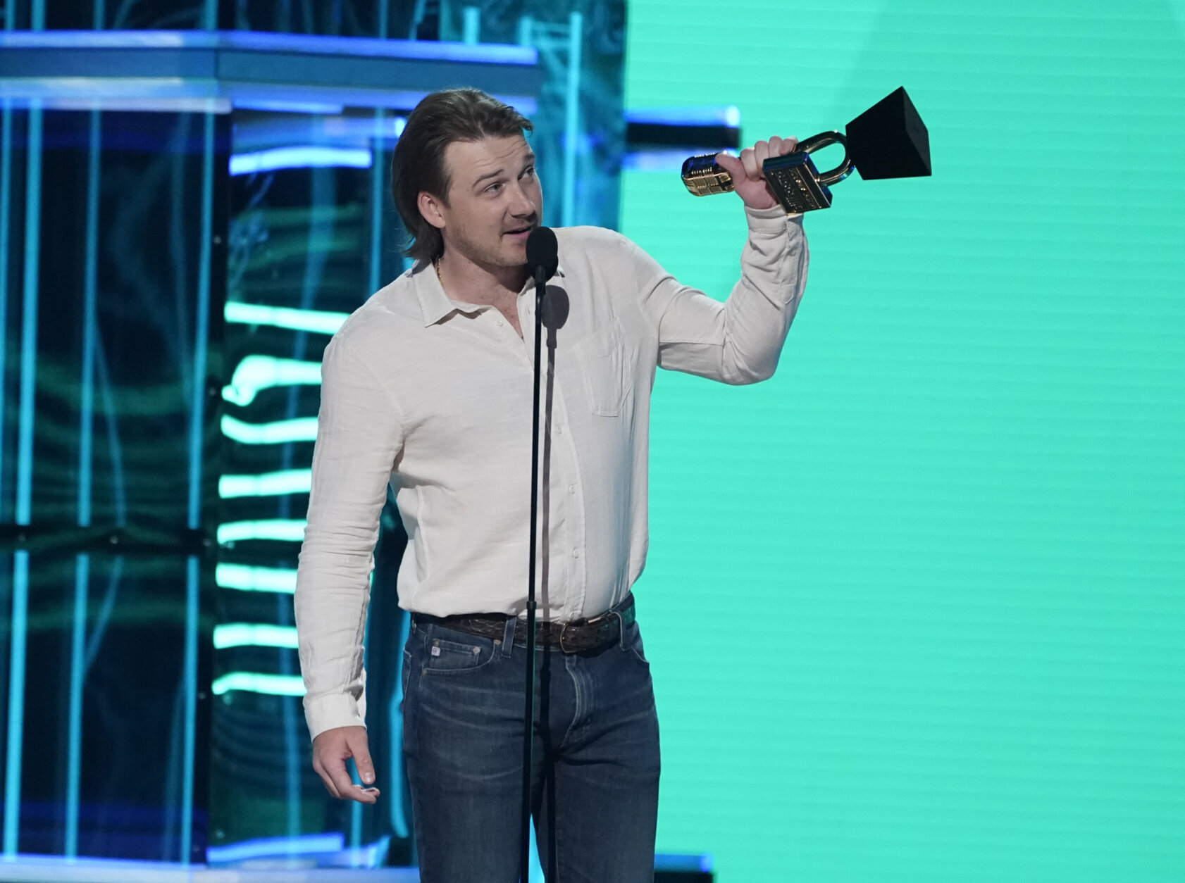 Morgan Wallen accepts the award for top country male artist at the Billboard Music Awards on Sunday, May 15, 2022, at the MGM Grand Garden Arena in Las Vegas. (AP Photo/Chris Pizzello)