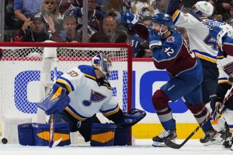 Avs seek answers after Blues make right moves, tie series